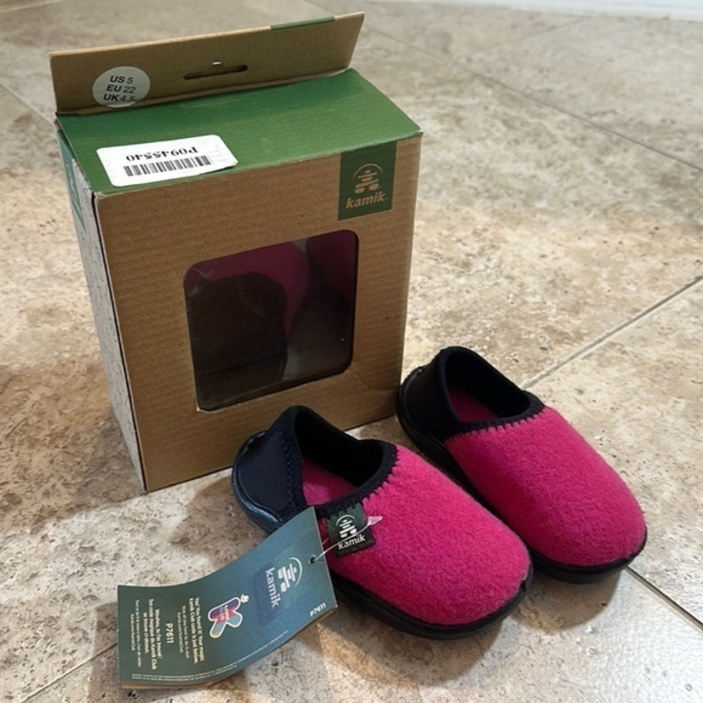 New Kamik Girls Cozytime slippers‎